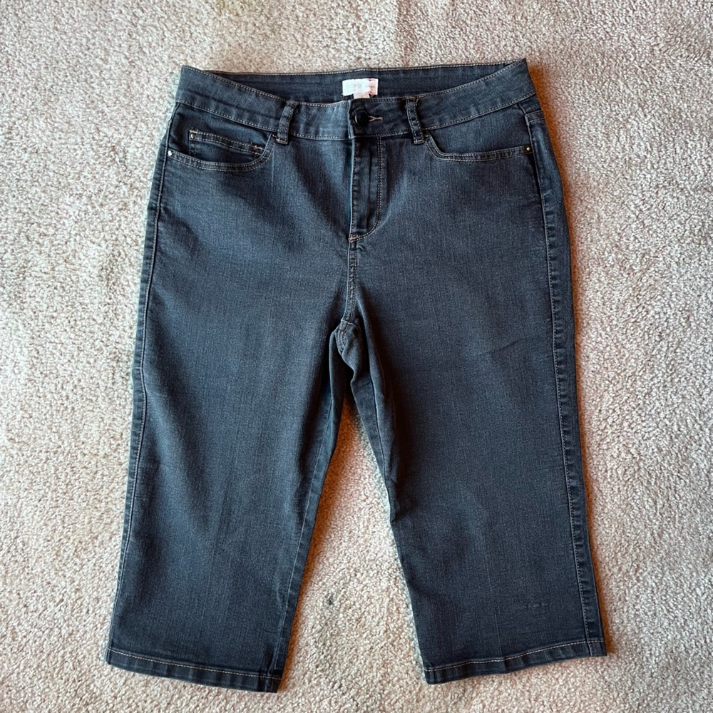 Denim stretchy capris 👖Rafaella sport 👖 size 12 👖 EUC!